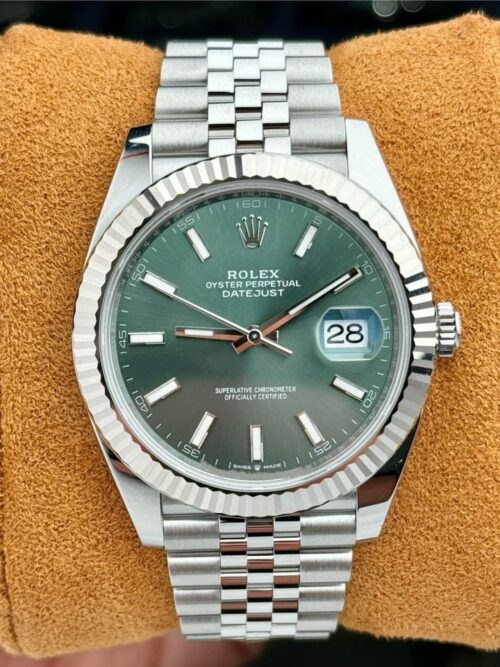 Rolex Datejust 41 Mint Green 126334 | 2024 | 41mm