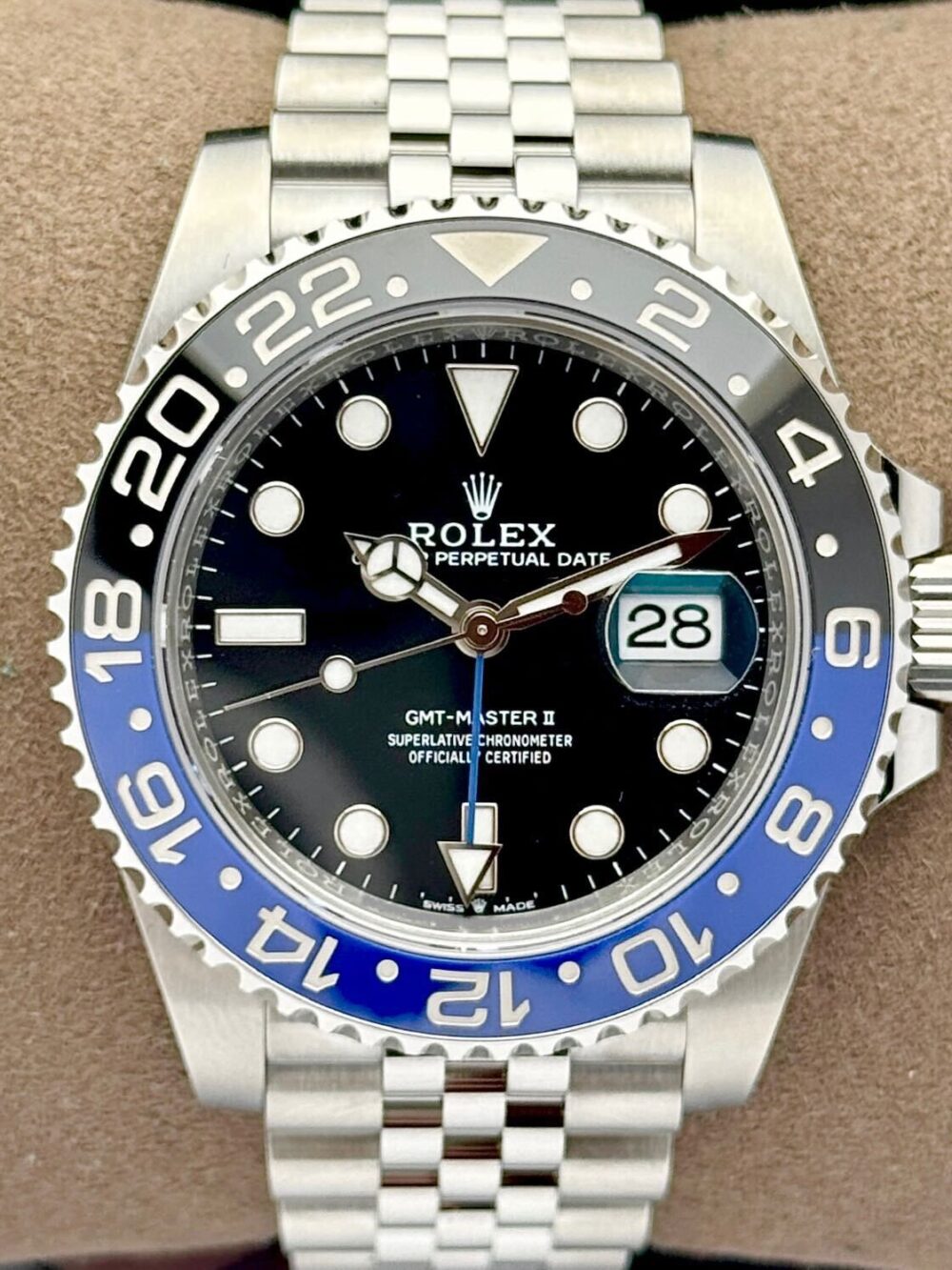 GMT-Master II ‘Batgirl’